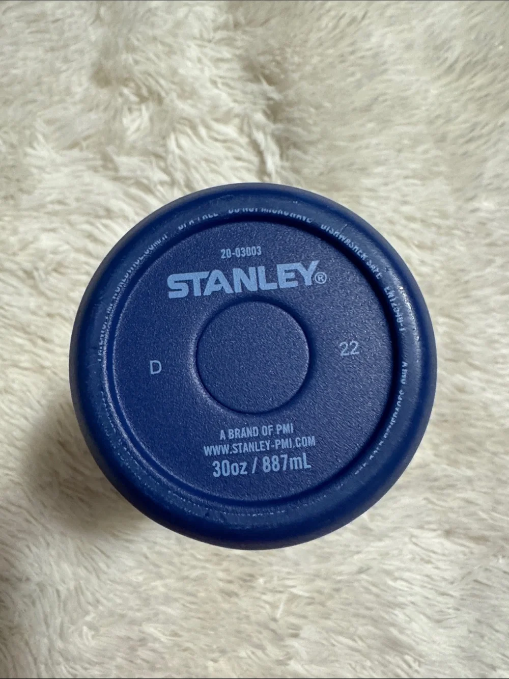 Stanley The IceFlow™ Flip Straw Tumbler | 30 OZ in Lapis Blue - Picture 16 of 16
